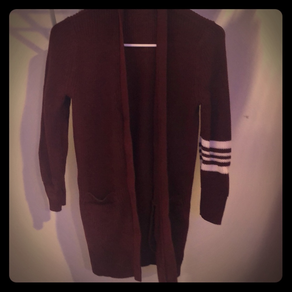 Old navy maroon sweater